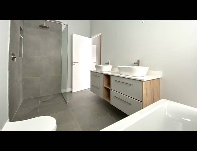 3 BEDROOM HOUSE FOR SALE IN SHELLEY POINT